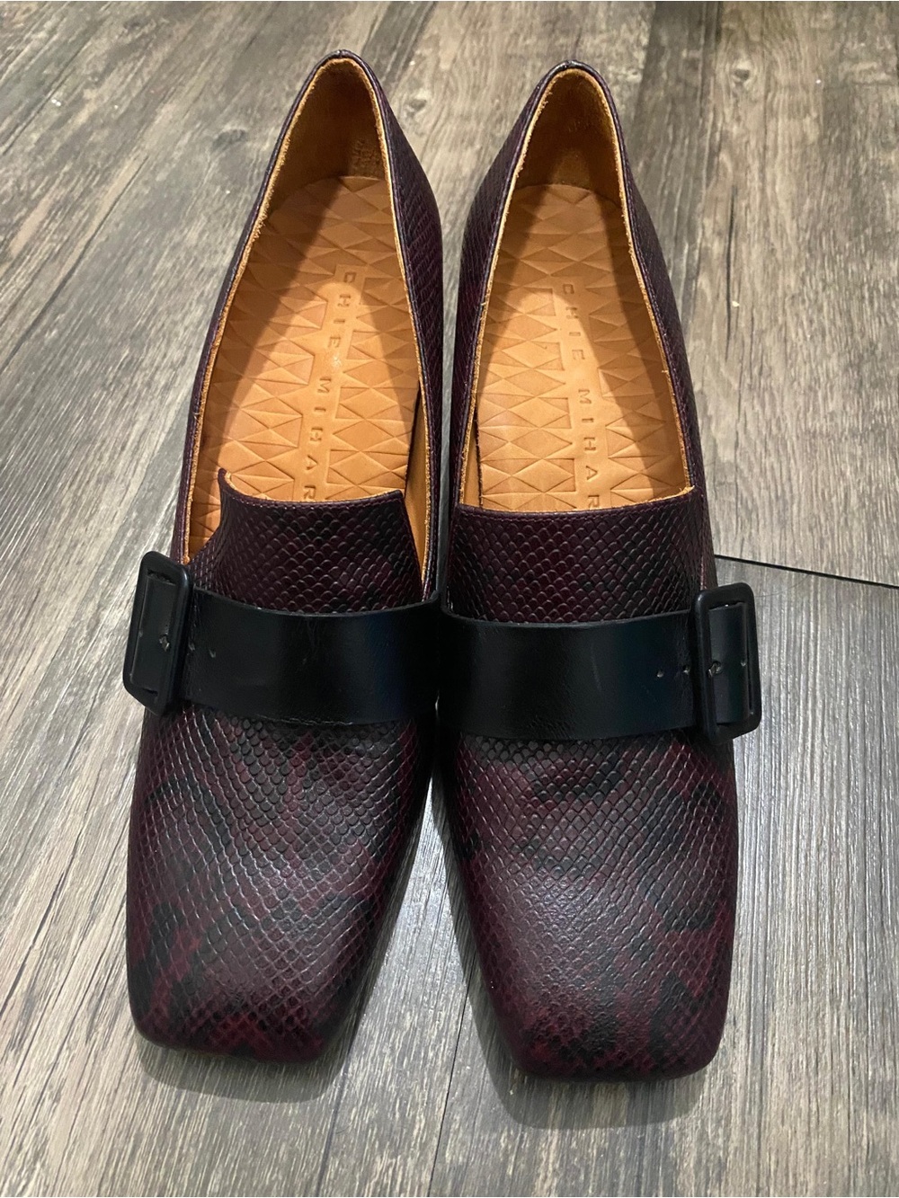 Chie mihara burgundy leather reptile block heel pumps